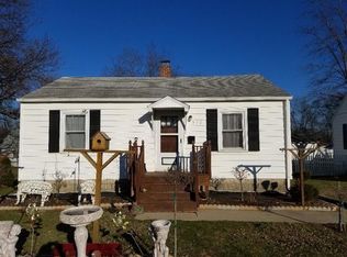 572 S Foley Ave, Kankakee, IL 60901