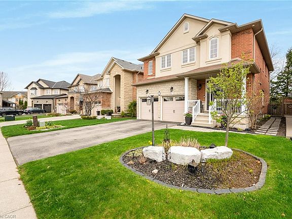 2nd image of 365 Valridge Dr
