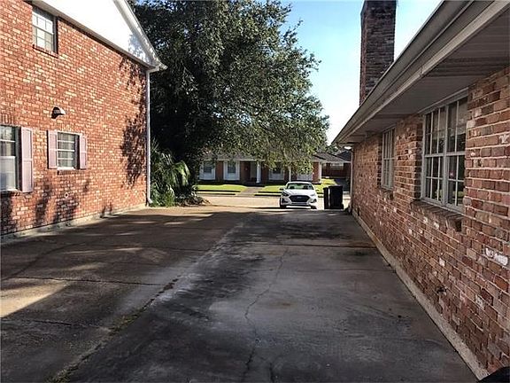4th image of 2343 Jay St