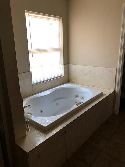2nd image of 13132 Hanover Dr