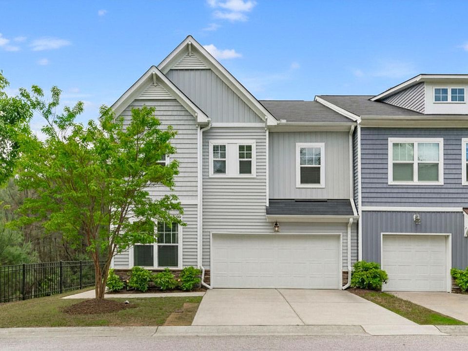1st image of 224 Vista Creek Pl