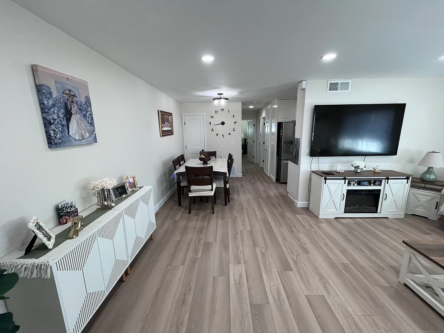2 bed, 799 sqft, $2,900 — Photo 3