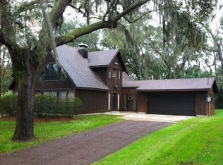 8609 Hibiscus Ave, Temple Terrace, FL 33637