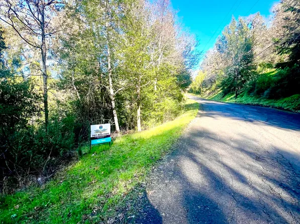 303 & 317 Blue Rock Rd, Garberville, CA 95542