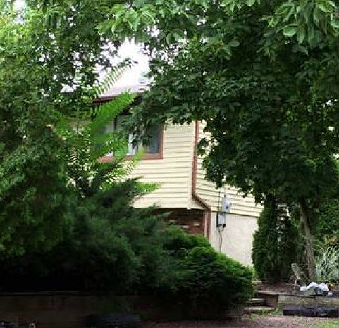 2nd image of 11 Woodbine Ave
