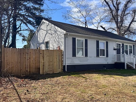 2nd image of 1911 N Lakeland Dr