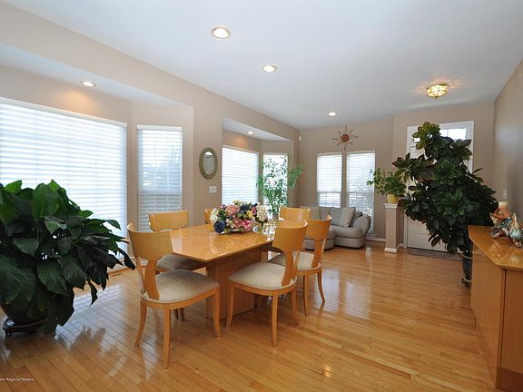 4th image of 21 Osprey Ln #79