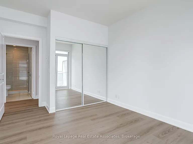 33 Shore Breeze Dr #2803 — Photo 10