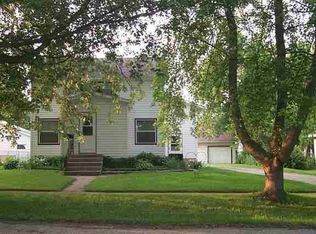 118 E Walnut St, Manly, IA 50456