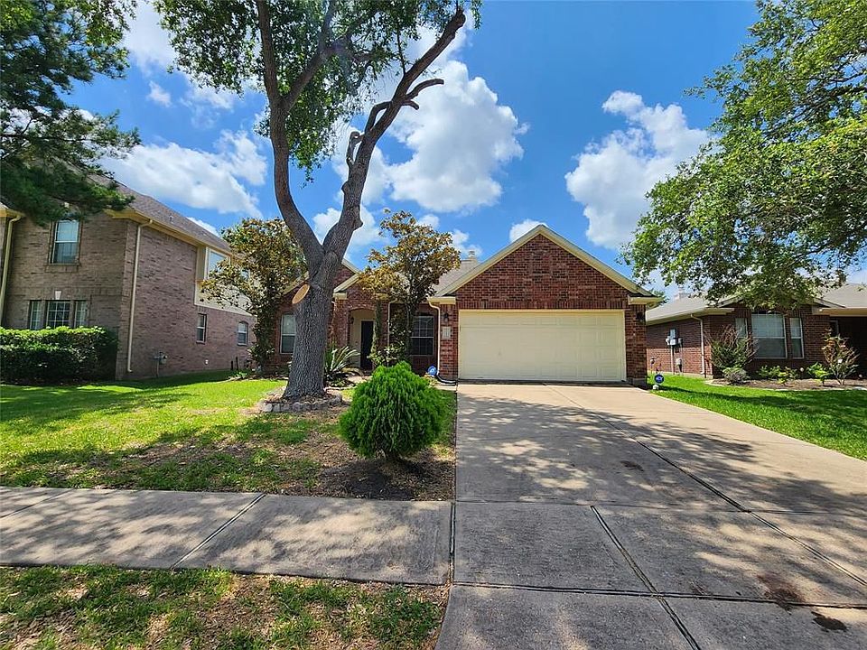 1st image of 3123 Oakwood Run Dr