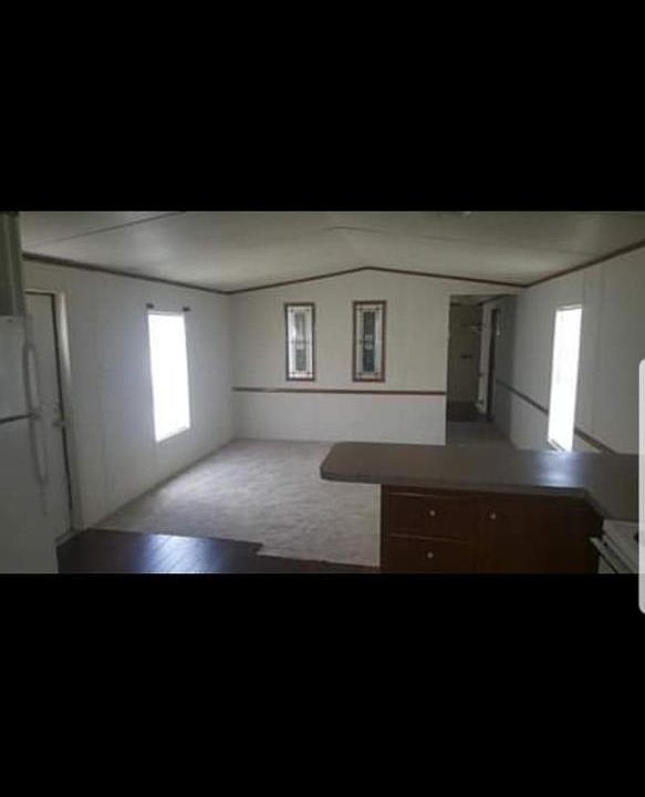 1st image of 264 Crepe Myrtle Ln
