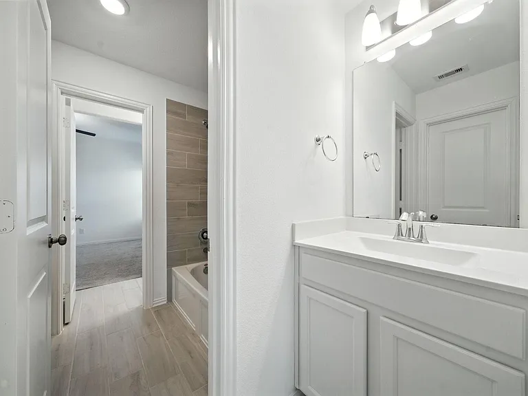 15011 Old Horseshoe Lake Dr — Photo 29