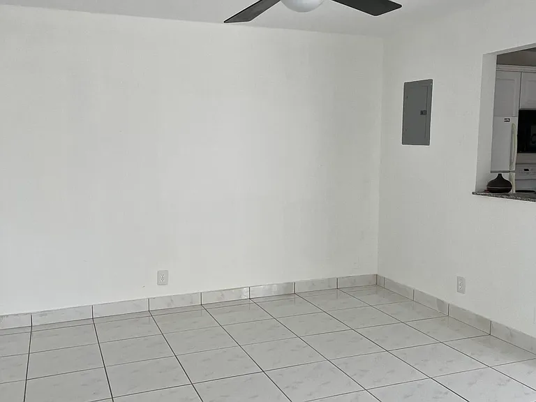 451 Brittany Dr #F — Photo 4