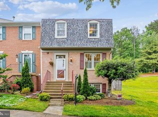 7450 Brighouse Ct, Alexandria, VA 22315