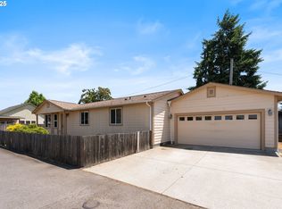 1264 Ostrander Ln, Cottage Grove, OR 97424