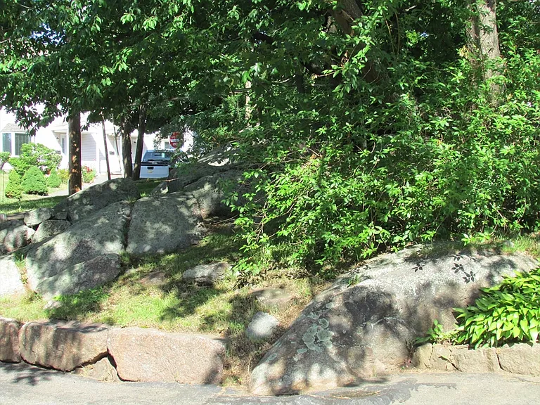 21 Greystone St #21 — Photo 13