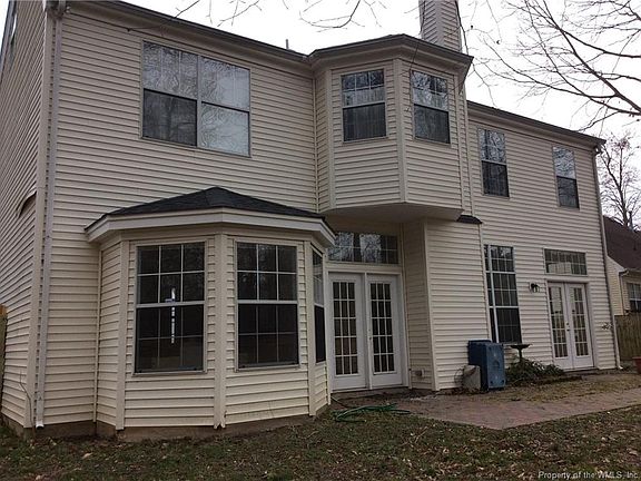2nd image of 807 Lantern Pl