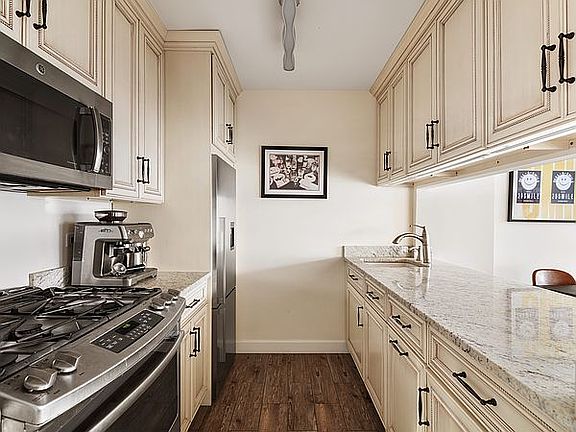 3rd image of 2 S End Ave APT 6H
