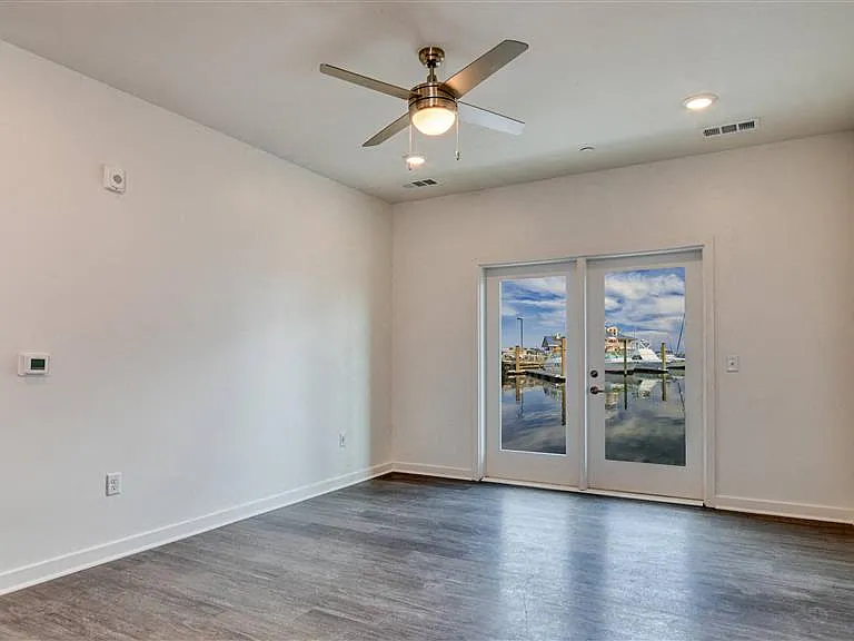 The Port at East Beach Apartments and Marina — Photo 22
