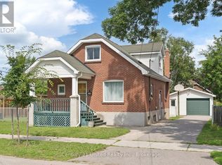 72 Kent St, Peterborough, ON K9J 5B3