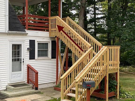 2nd image of 398 Laurel Ave
