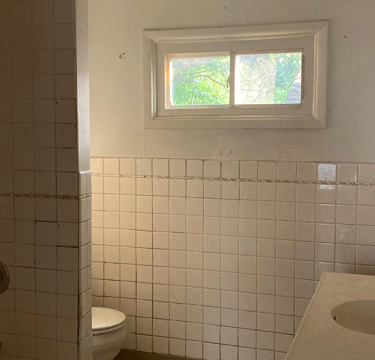 746 East Laurel Street - 1 — Photo 3