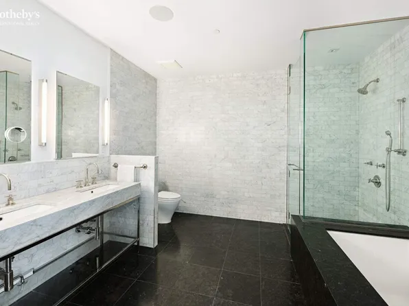 286 Spring Street image 13 of 18