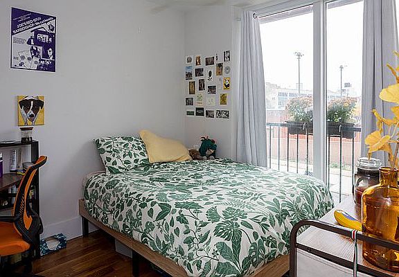3rd image of 675 Marcy Ave APT 5B