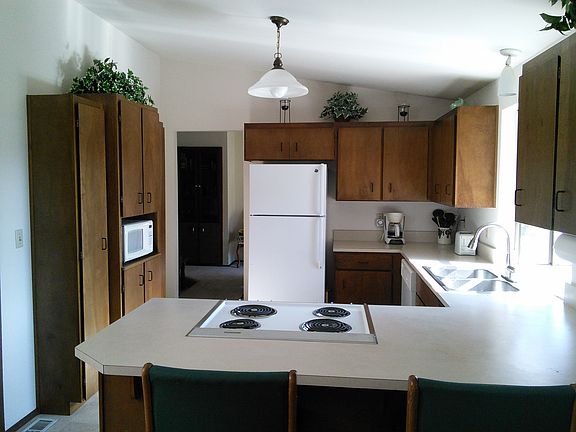 5th image of 1912 Hanover Dr SE