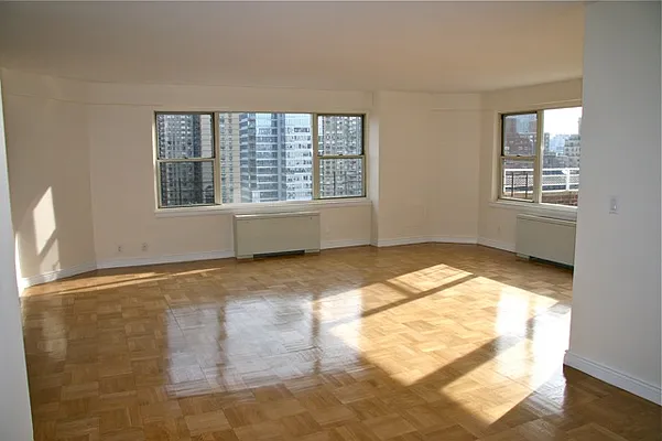 Rented by Michael K Namm Associates | media 12