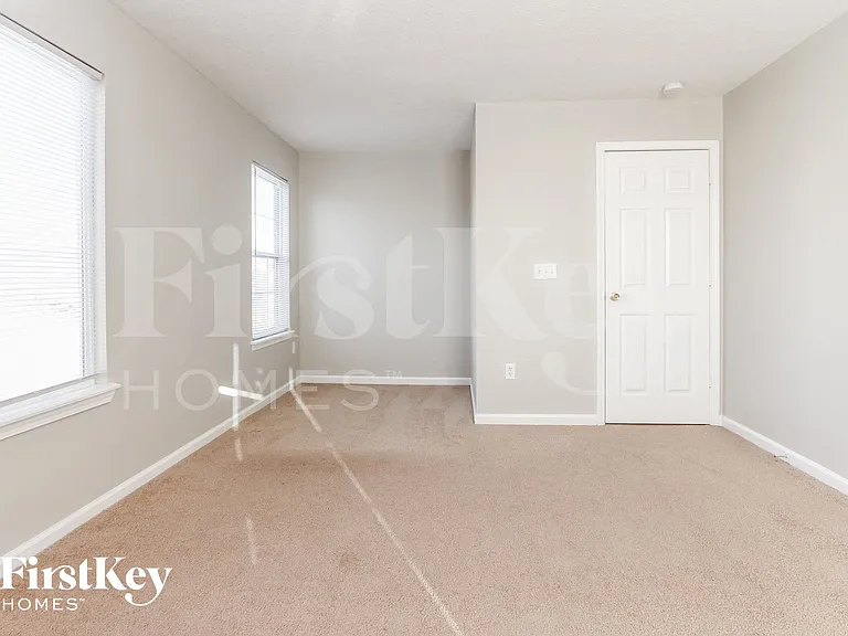 527 Hollow Pear Dr — Photo 7