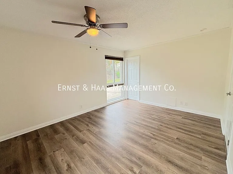 11381 Foster Rd — Photo 22