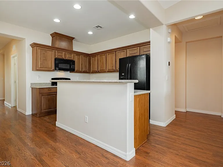 11220 Robin Park Ave — Photo 12