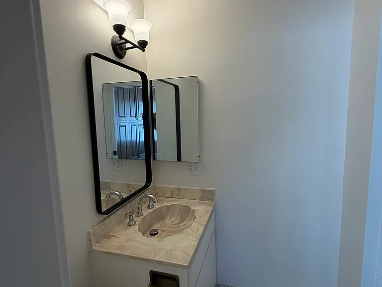427 Bloom Ln — Photo 13