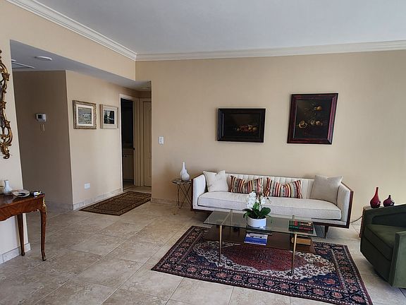 4th image of 700 Biltmore Way APT 802