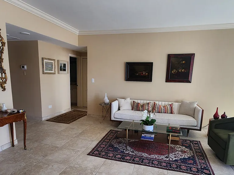 700 Biltmore Way #802 — Photo 4