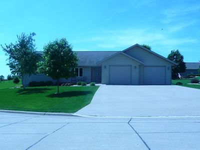 718 9th St SE, Orange City, IA, 51041