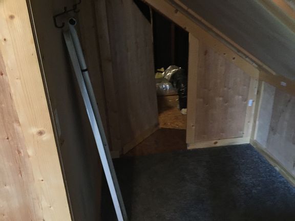 4th image of 469 East St