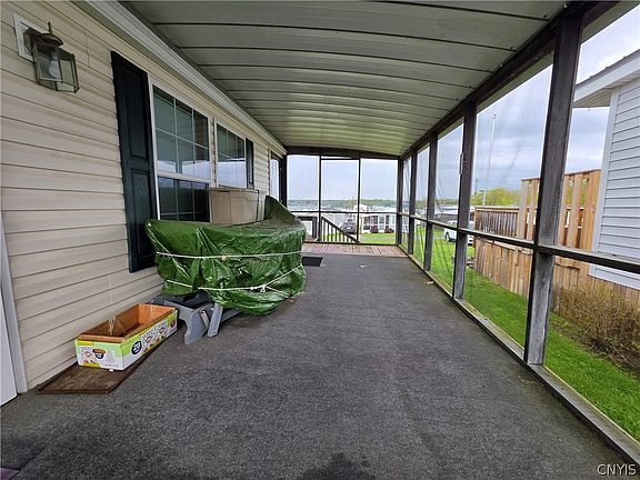 3rd image of 20560-D3 Pinehurst Rd #D3