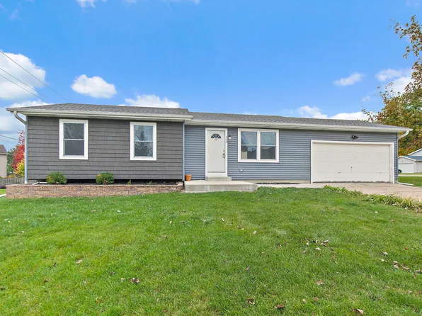 400 S Collins St, South Elgin, IL 60177