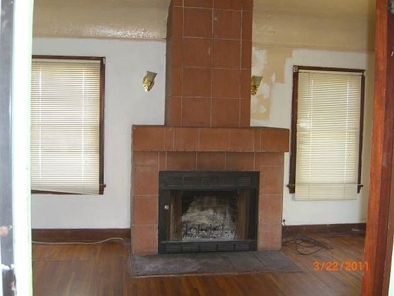 5th image of 7423 La Salle Ave