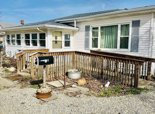 1210 W 17th St, Muncie, IN 47302
