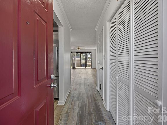 2nd image of 7602 Woods Ln Unit 23