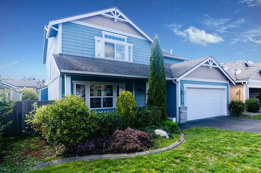 4315 Maricite St SE photo 1