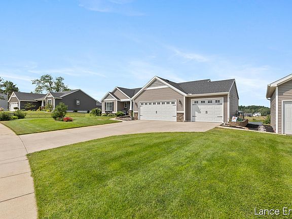 3rd image of 11797 Crystal Ridge Dr NE