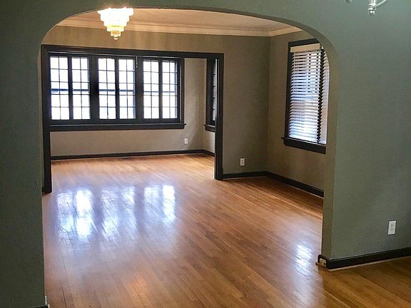 3rd image of 7337 Pershing Ave Floor 1