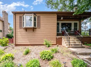 316 S Park St, Westmont, IL