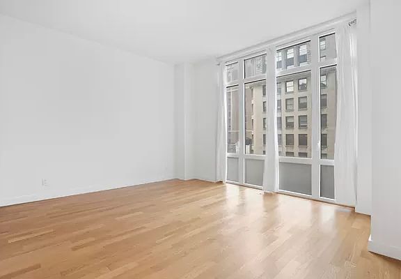 5th image of 325 5th Ave APT 11A