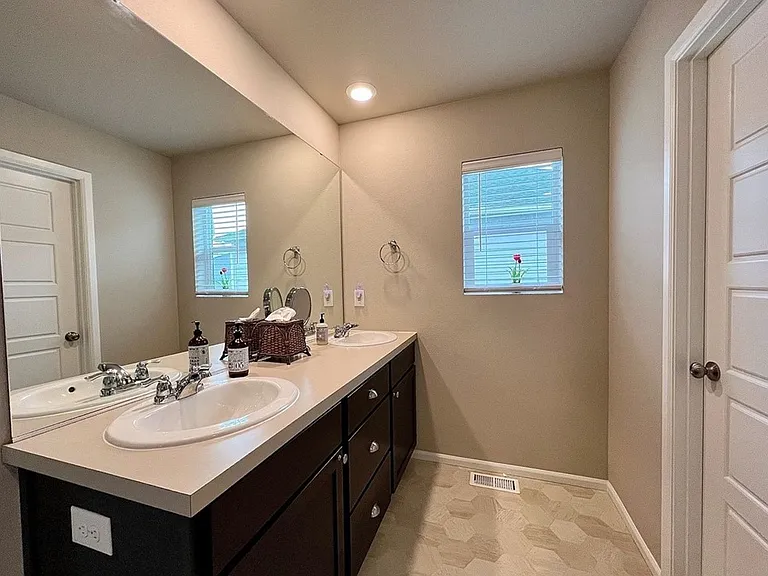 32683 Tolmie Ln — Photo 17
