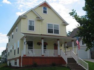 233 E Garfield Ave, Milwaukee, WI 53212